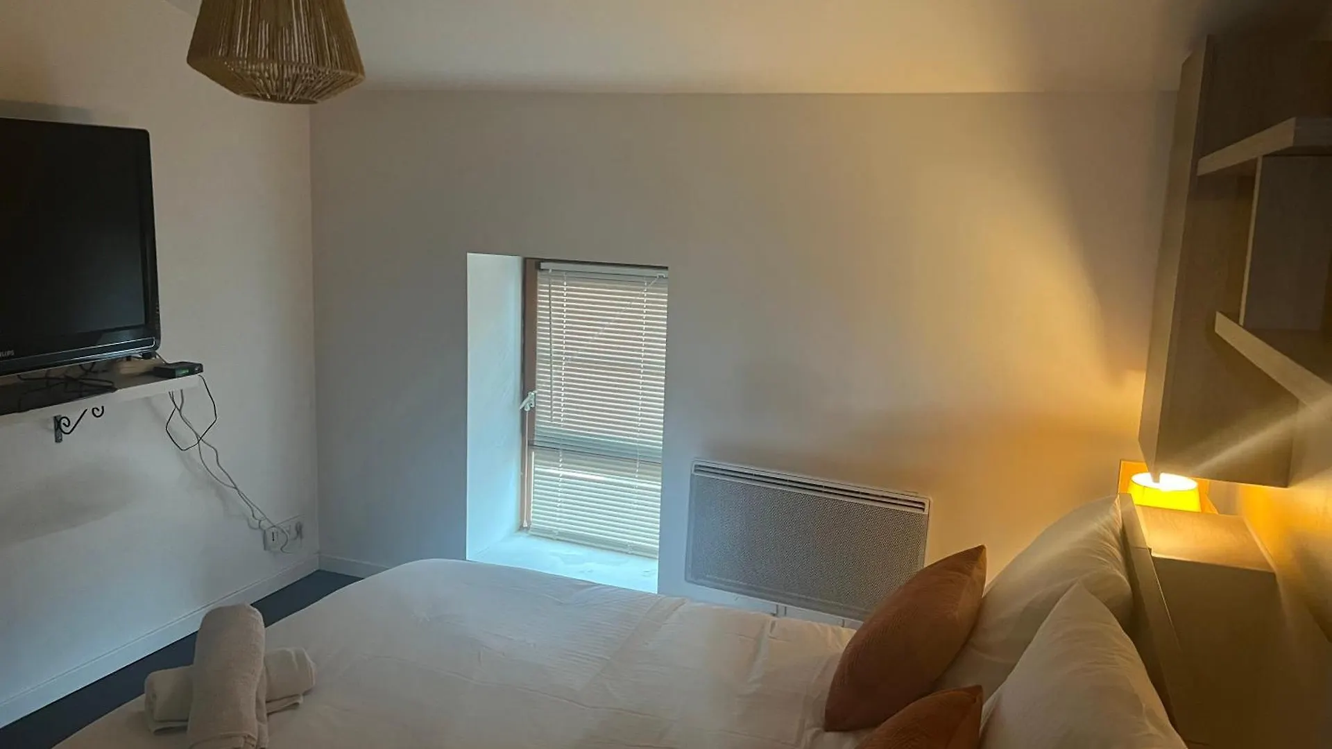 La Mansarde De La Lone Appartement